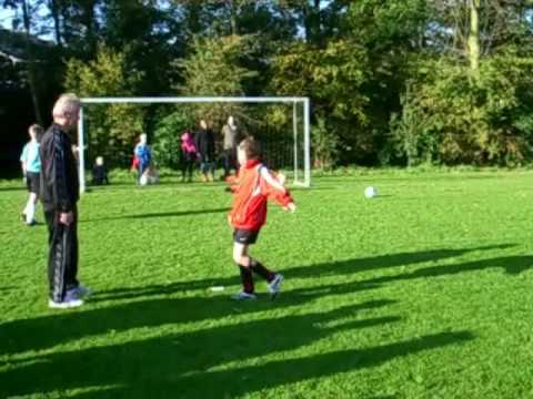 MVV'27 E2 - Maasdijk E1