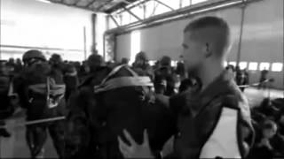 Hört ihr unseren Schritt - Bundeswehr Lied der Fallschirmjäger