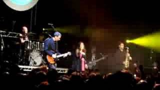 X-Ray Spex - I Live Off You @ Roundhouse