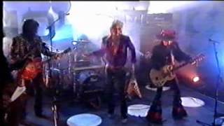 Hanoi Rocks   Delirious &amp; People like me TV live   Yokotai 2002