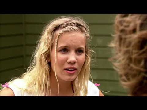 Blue Water High S03E18