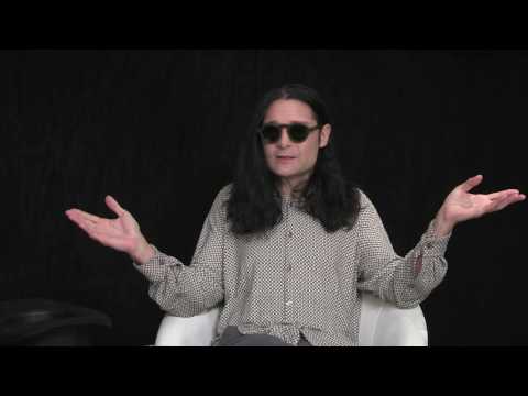 Between Two Strains - Corey Feldman