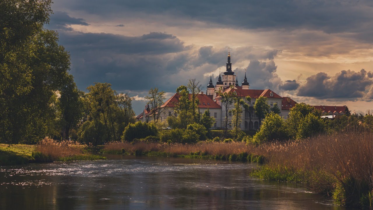 УЖИВО МОЛИТВА ПРЕ СПАВАЊА И РАЗГОВОР СА СВЕШТЕНИКОМ О ВЕРИ И ЖИВОТУ, 27.11.2020. у 21:30