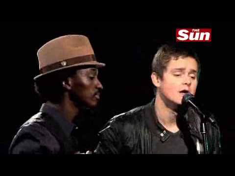Keane & K'naan Perform Stop For A Minute at The Sun Showbiz Bizarre Bizsessions