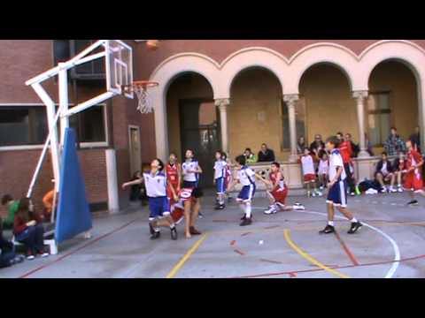 Triple Alex Font al partit Claret - Mini Vermell Manresa. Gener 2012