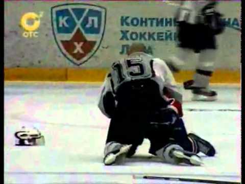 KHL Sibir Novosibirsk vs Dinamo Riga fight