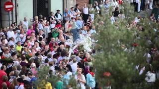 preview picture of video 'Fiestas de La Blanca, Vitoria-Gasteiz. Rosario de la Aurora'