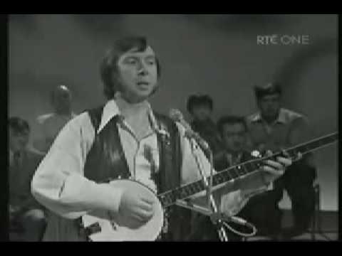 Irish Celtic Music - Come By The Hills -  Isle Of Inishfree - Tommy Makem