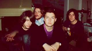Arctic Monkeys - Don&#39;t forget on whose legs you&#39;re on