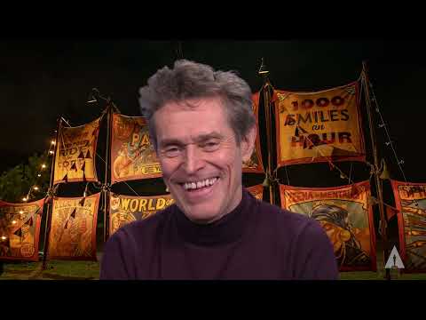 Nightmare Alley's Willem Dafoe | Tricks of the Trade: Getting Into Character