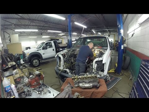 Time Lapse: Ford 5.4L 3v Cylinder Head Gaskets