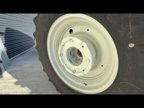 NEW VALTRA G135 ACTIVE TRACTOR - Image 2