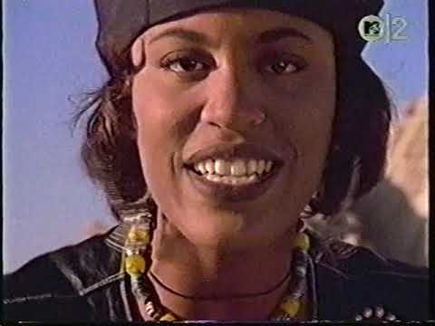 Nefertiti - Miss Amutha Nature