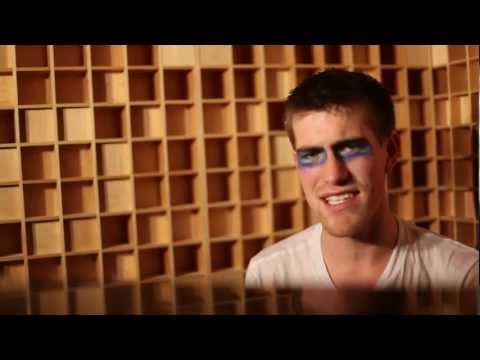 Ryan Amador - On The Surface (LIVE)