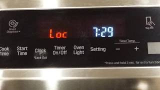 LG PROBAKE CONVECTION Oven Lockout Demonstration.