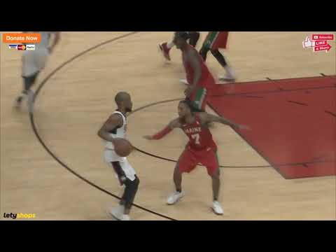 Davion Berry sinks it from downtown