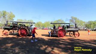 preview picture of video 'Steam Tractor Tug-of-War'