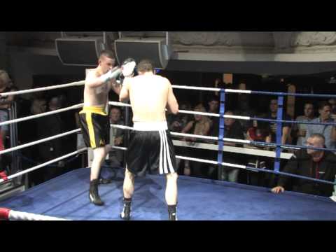 IBA Essex Boxing - Matt Keane v Danny Ledger - Liquid Colchester