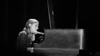 Julien Baker - "Good News" (Live)