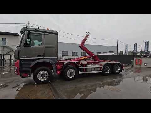 Mercedes-Benz video miniatura