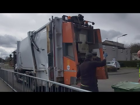 Mercedes Econic Faun variopress bin lorry collecting recycling (Glass, metals& plastics), DMX