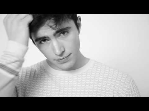 download lagu mp3 mp4 Christopher Kellie Model, download lagu Christopher Kellie Model gratis, unduh video klip Christopher Kellie Model