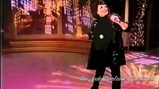 LIZA MINNELLI pays tribute to NYC one week after September 11 2001 New York New York
