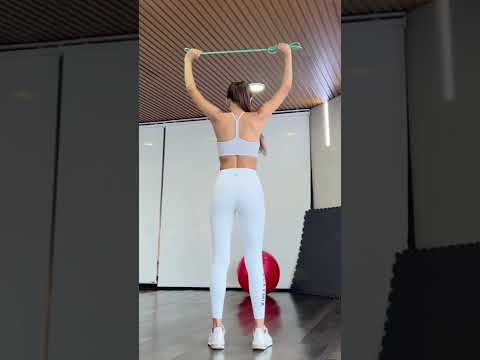 ❣️3 ท่าเล่นช่วงบน &ldquo;ลดหลังปลิ้น&rdquo; ลดแขนใหญ่💪ด้วย ยางแบบยาว Resistance Band&rsquo;✨ #fit #workout #exercise