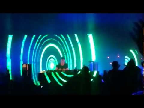 Fedde Le Grand FULLHD - Deniz Koyu Vs. Depeche Mode - CreamFields 2012 CHILE