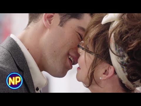 Sally Field Day Dreams | Hello My Name Is Doris (2016) | Now Playing