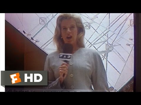 Ready to Wear (1/10) Movie CLIP - Kitty Potter On The Scene (1994) HD