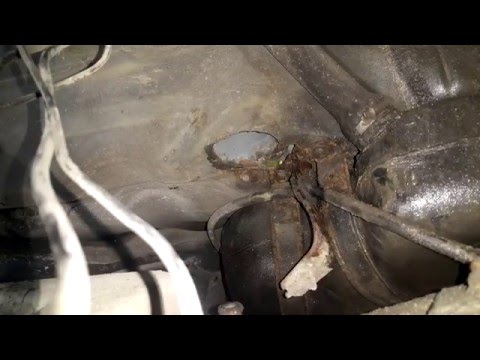 Ремонт задней шпильки моста BMW E36 крыса