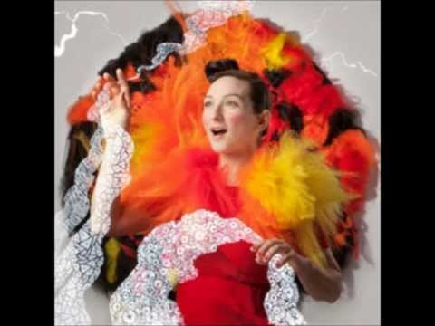 My Brightest Diamond - be brave (with lyrics)