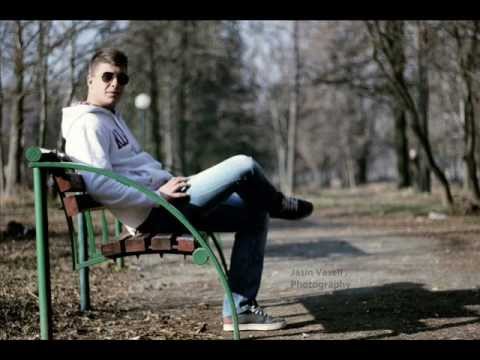 Becc' ft The One - E Kallum Bashk (2012)