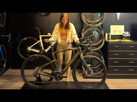 NEW BIKE DAY!! THE BIKES WE'LL BE RIDING AROUND THE WORLD