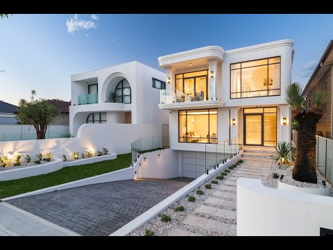 28 Burns Road, Picnic Point - Daystar First National (Real Estate Video)