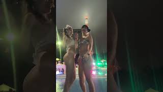 東京タワーの近くにナイトプールあったんか！！！