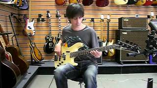 Video thumbnail for Charvel Model 3B by guitarsib