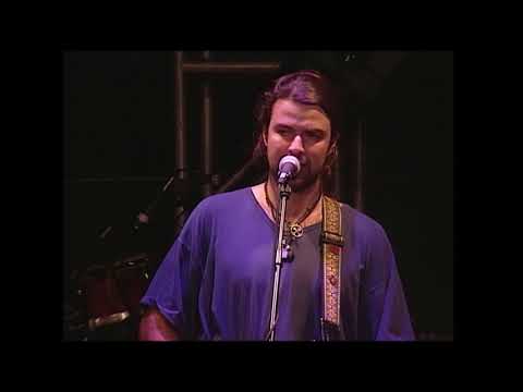 Video thumbnail for La Canción Del Desamor (Directo Sala Bikini)