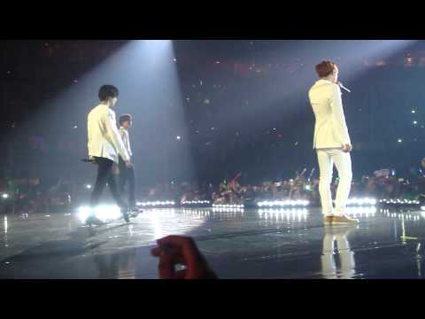 [FANCAM HD] 20140607 - "Garota de Ipanema" @ Sunggyu, Taemin and Jonghyun in Music Bank in Brazil