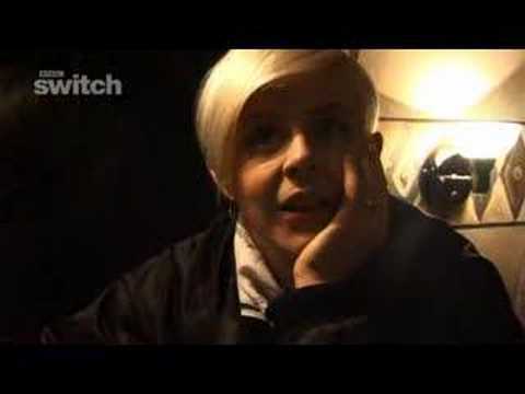 Robyn backstage on BBC Sound