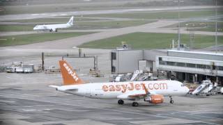 Untangling airports using open source tools on Microsoft Azure