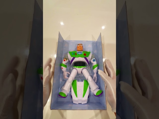 Vídeo relacionado con Disney Sudadera Infantil Pixar Toy Story, Sudadera de Buzz Lightyear para niño, Sudadera con Capucha de algodón Suave, Azul 5-6 años