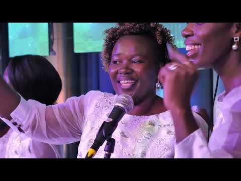 Tukuwa Ekitiibwa/Yaawe - Jonathan Babara(Live)