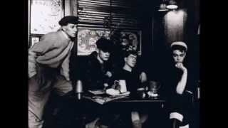 The Pale Fountains - (Don't Let Your Love) Start A War (Alt. Version)