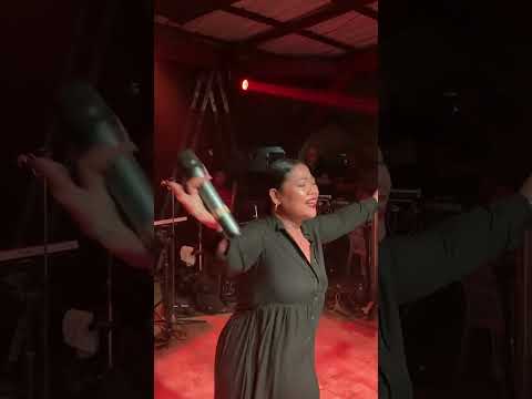 ANGRACIA- TAH LAH BHOEI LIVE