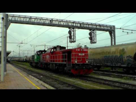 DOPPIA DI LOCOMOTORI HUPAC E CAPTRAIN : PARTENZA DA CUNEO - 23 - 8 - 2014.