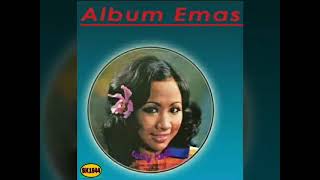 Download lagu Tetty Kadi _ Saputangan mp3 Download lagu Tetty Kadi _ Saputangan mp3