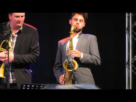 James Taylor Quartet & horn section... Bluetone Straubing 2013, 720p