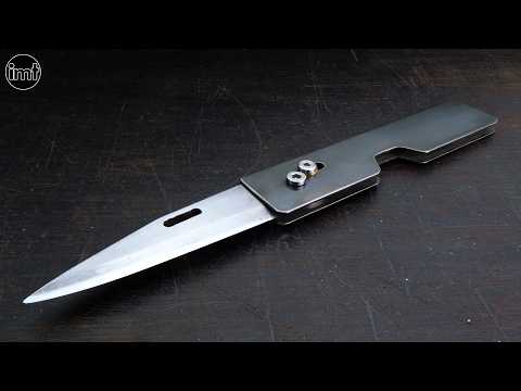I made this folding knife with a weird mechanism